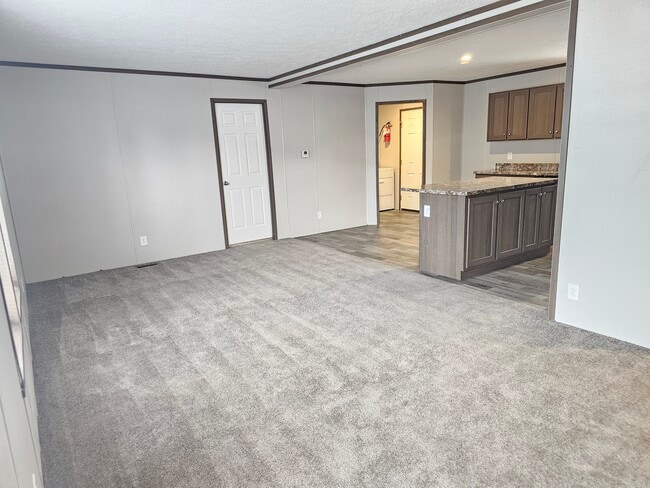 Photo - 46000 Geddes Rd
