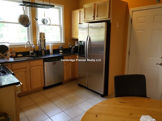 Photo - 15 Loveland Rd Unit 1