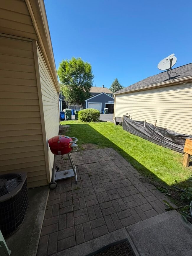 Photo - 1762 Queensbridge Dr