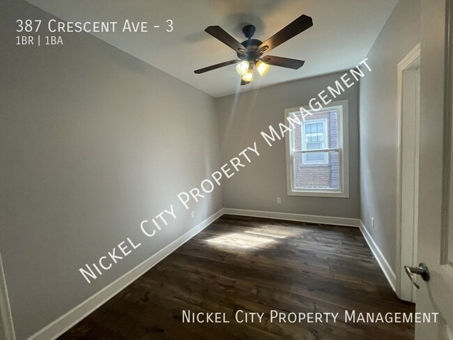 Photo - 387 Crescent Ave Unidad 3