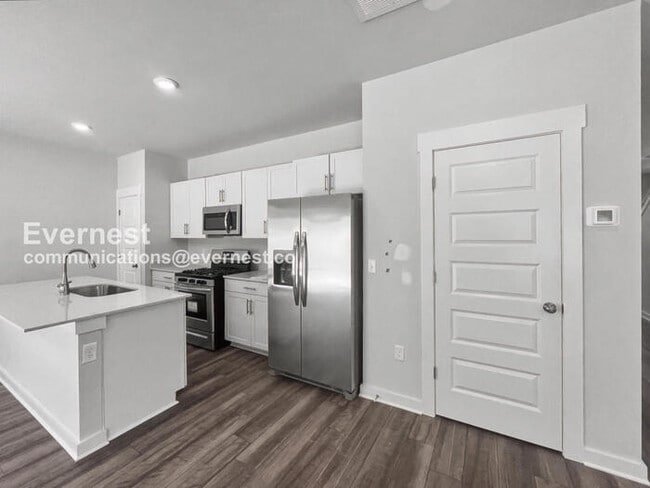 Photo - 2284 Robert Gwynne Dr