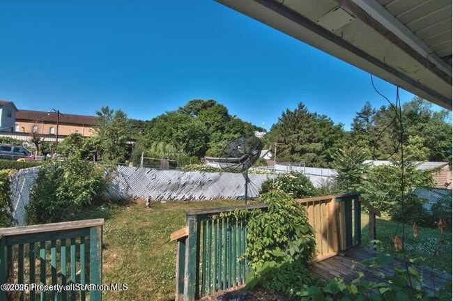 Photo - 261 Dana St