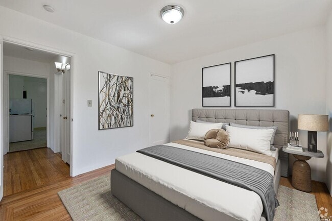 Building Photo - 343 Somerset Rd Rental