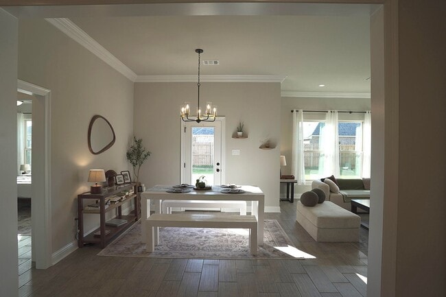 Photo - 227 Barclay Blvd