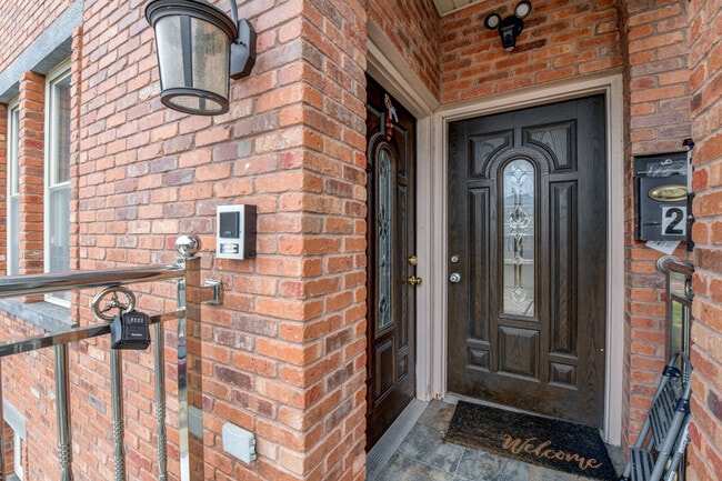 Photo - 572 LIBERTY Ave Unit 1