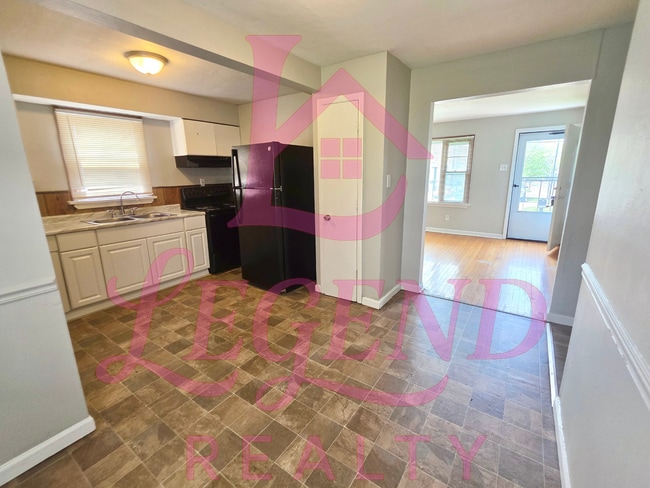 Photo - Charming 2-bedroom, 1-bath home with detached garage!