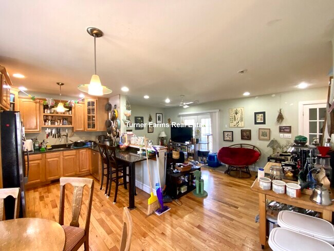 Photo - 21 Dorr St Unit C