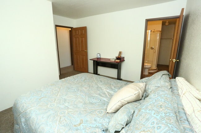Tallgrass Apartments