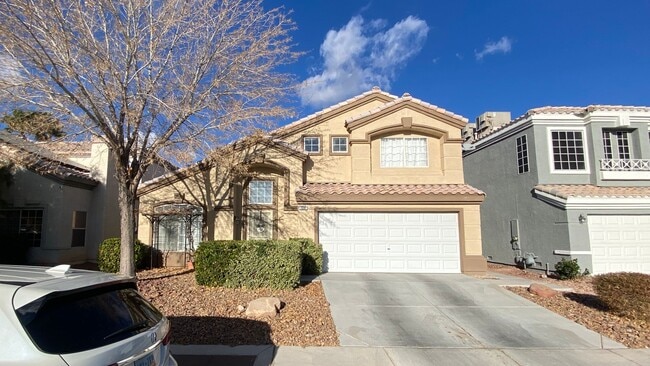 Building Photo - Gorgeous 3 bedroom Home
