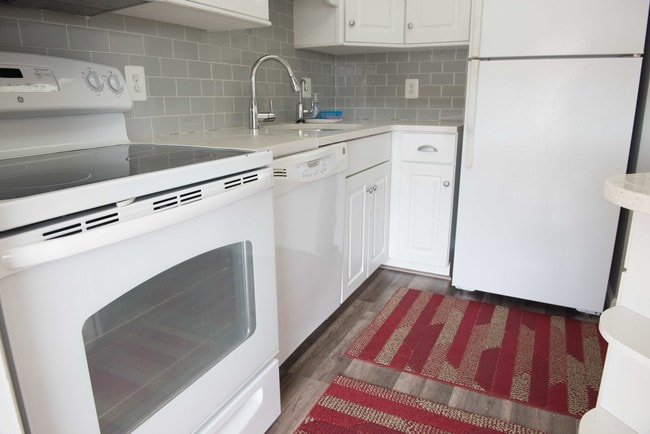 Photo - 1301 N Courthouse Rd Unit 1507