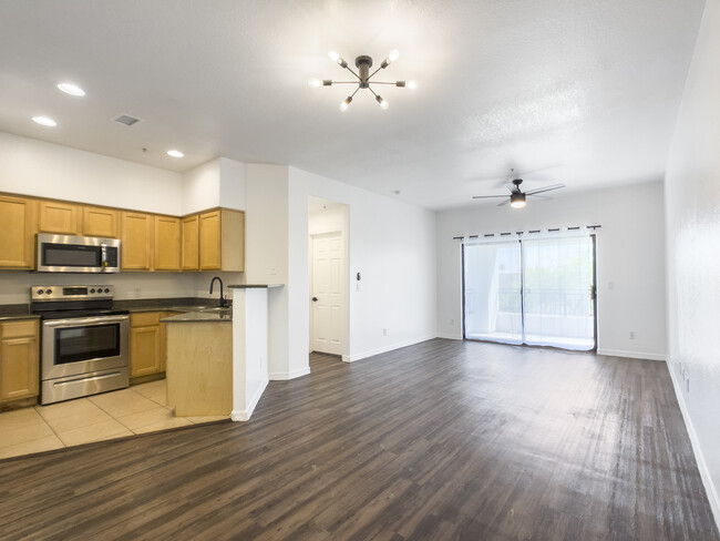 Fringe on 61st - Fringe on 61st Townhomes