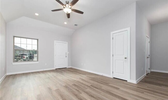 4014 Keller Rd Unit 4014 Keller Rd