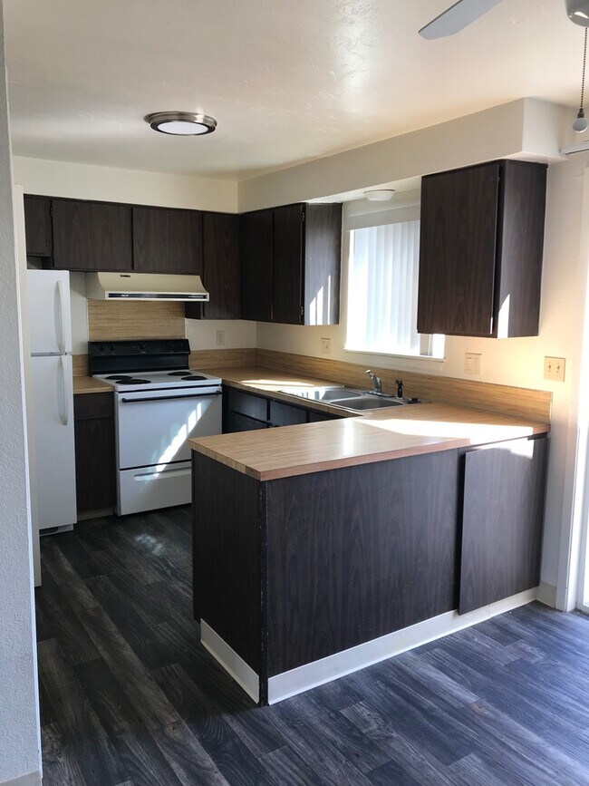 Photo - 1220 S Juniper St Unidad 103