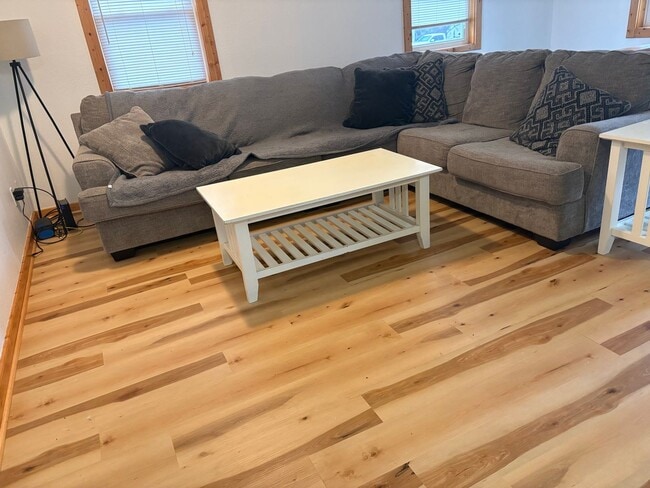 Photo - 1 Bedroom 1 Bath Available Now for Year Round Rental! $975/mo