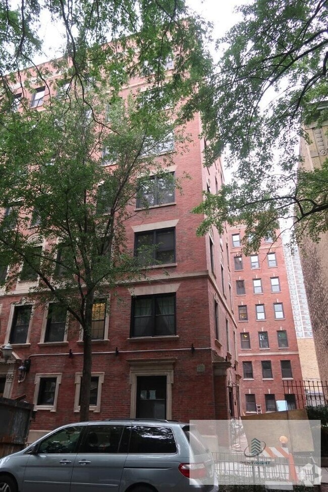 Building Photo - 426 W Briar Pl Unit C2 Rental
