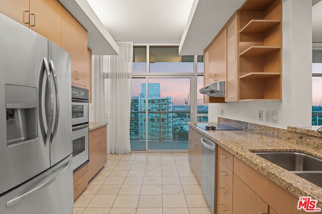 Photo - 13700 Marina Pointe Dr Unit 1801