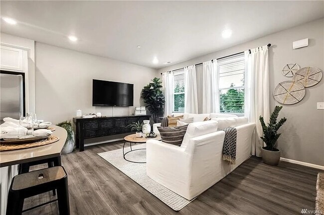 13157 175th Ave E Unit J2