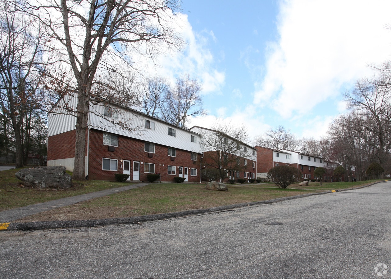 Kingswood Apartments - Kingswood Apartments