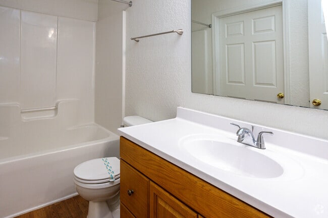 2BR, 2BA