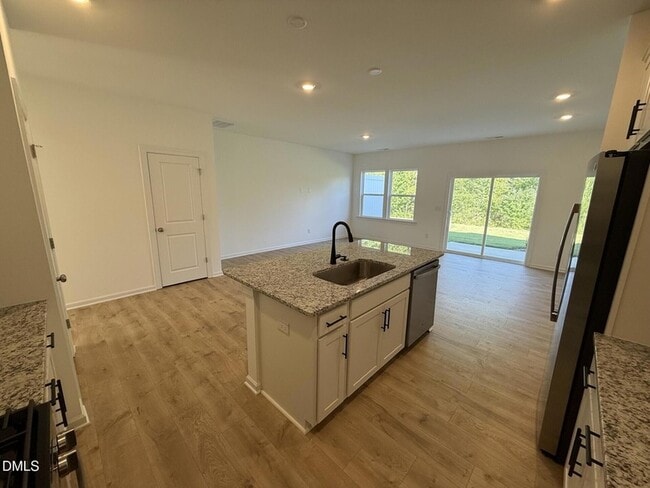 337 Sweetbay Tree Dr