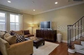 Photo - 107 S Packwood Ave