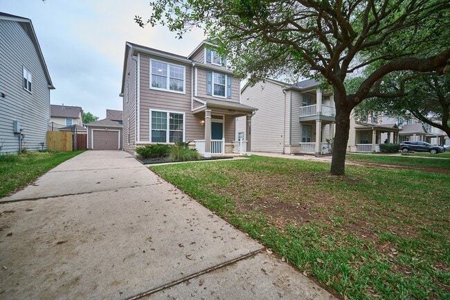 Photo - 18814 Sandelford Dr