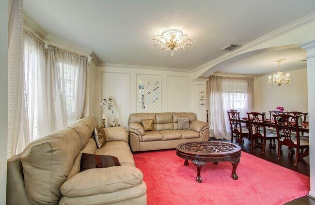 Photo - 3219 Leila Oaks Dr