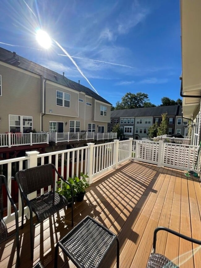 LOVELY WELL MAINTAINED TH IN GALLERY PARK - LOVELY WELL MAINTAINED TH IN GALLERY PARK Casa
