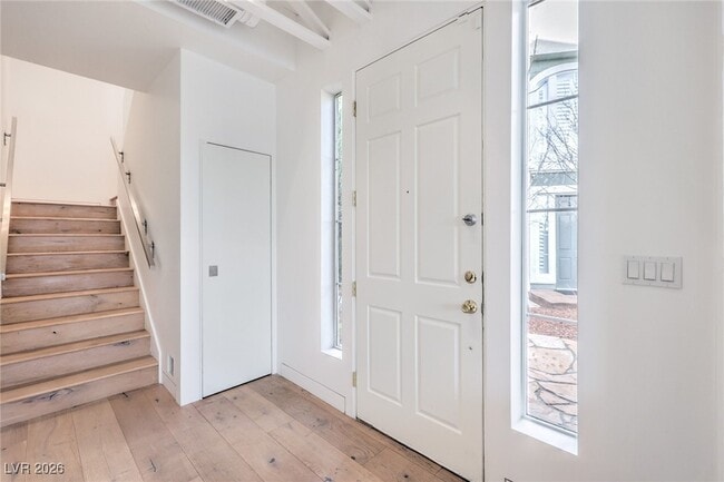 Photo - 952 Coatbridge St