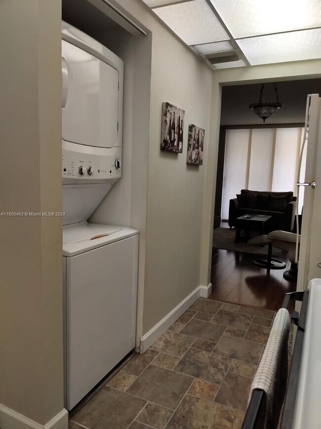 Photo - 7451 NW 16th St Unit 303