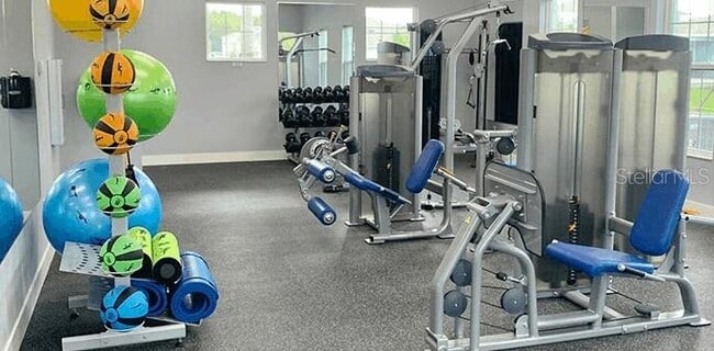 Photo - 1604 Hubbell Rd