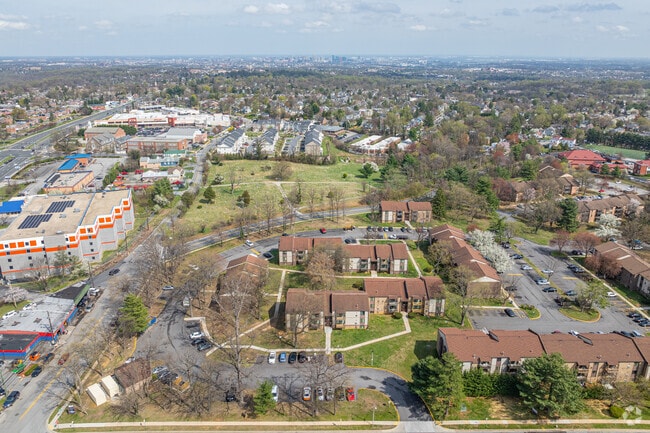 Photo - White Oaks Apartments