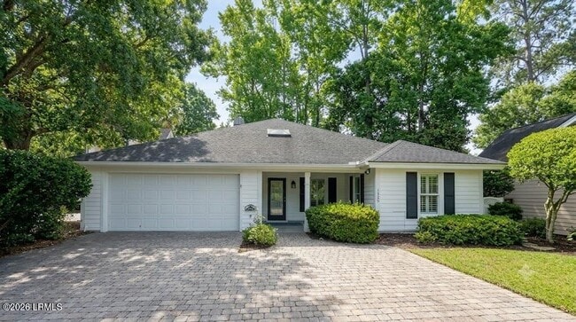 1305 Rowland Dr