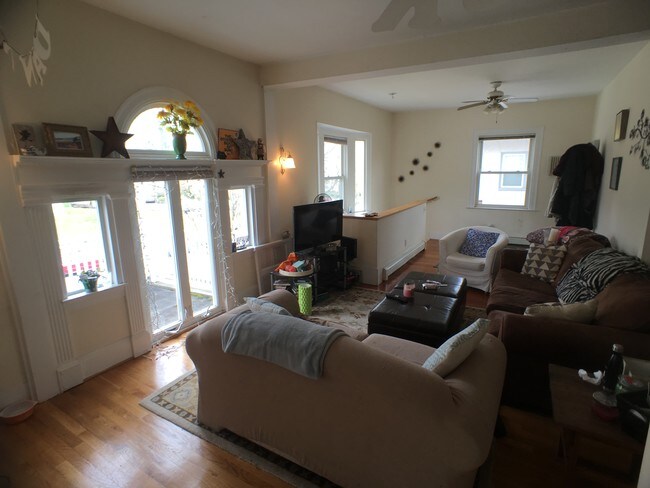 Photo - 66 Englewood Ave