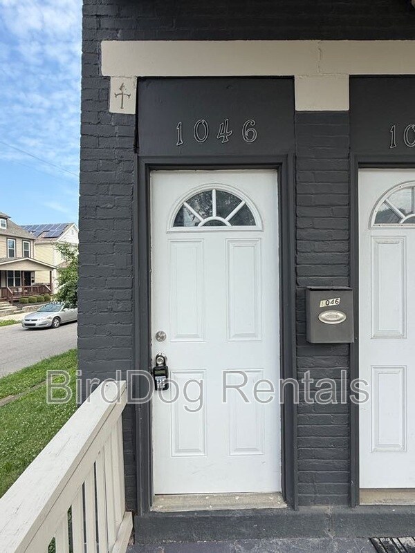 1044-1046 East Long Street - 1046