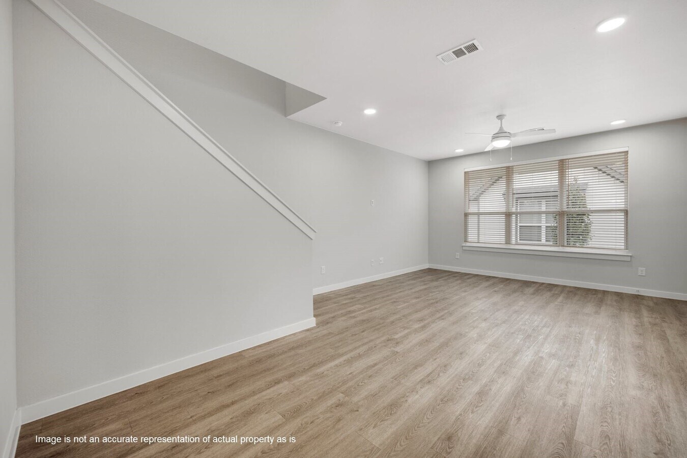 Photo - 10112 Conover Cmns Cir