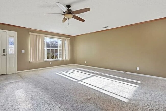 Photo - 12 Brown Thrasher Ct