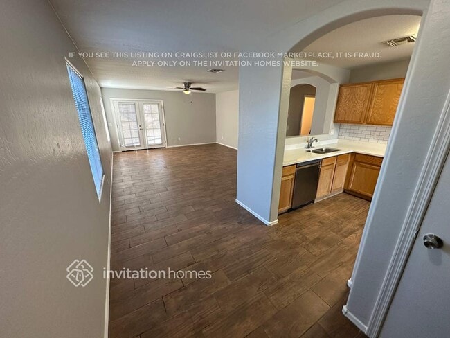 Photo - 2430 W Darrel Rd