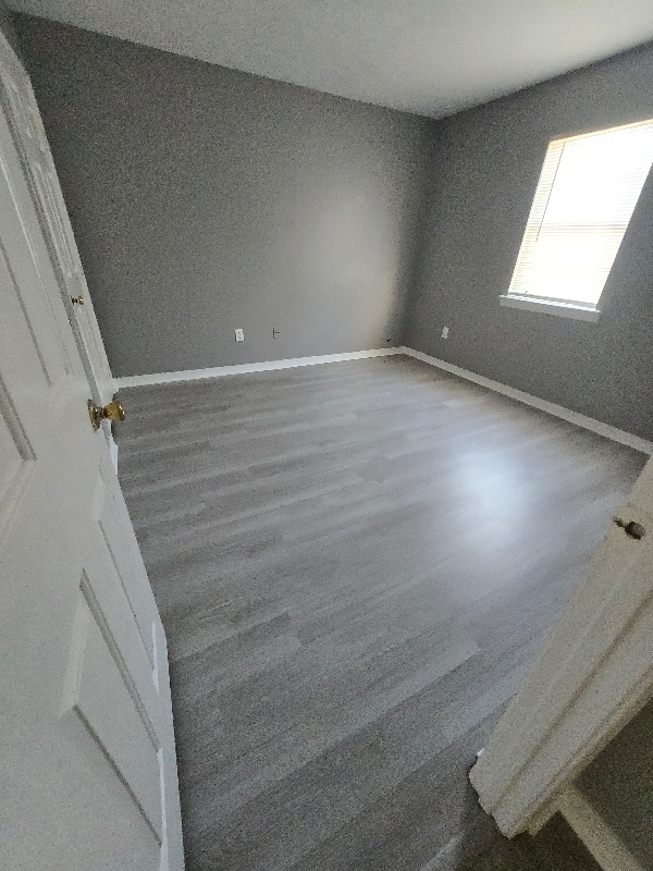 Photo - 2201 Jamestown Way