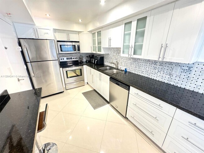 Photo - 3901 S Ocean Dr Unit 8E
