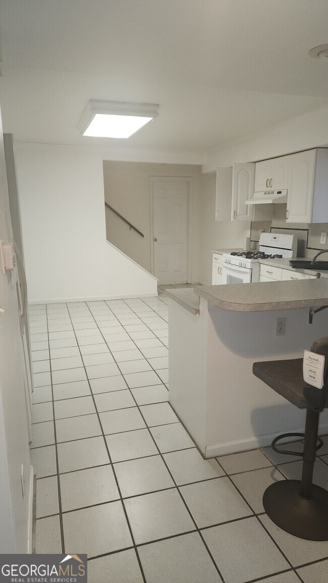 Photo - 1383 Lilburn Stone Mountain Rd
