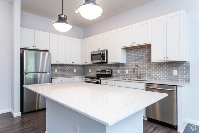 1BR, 1BA - 747 SF - A