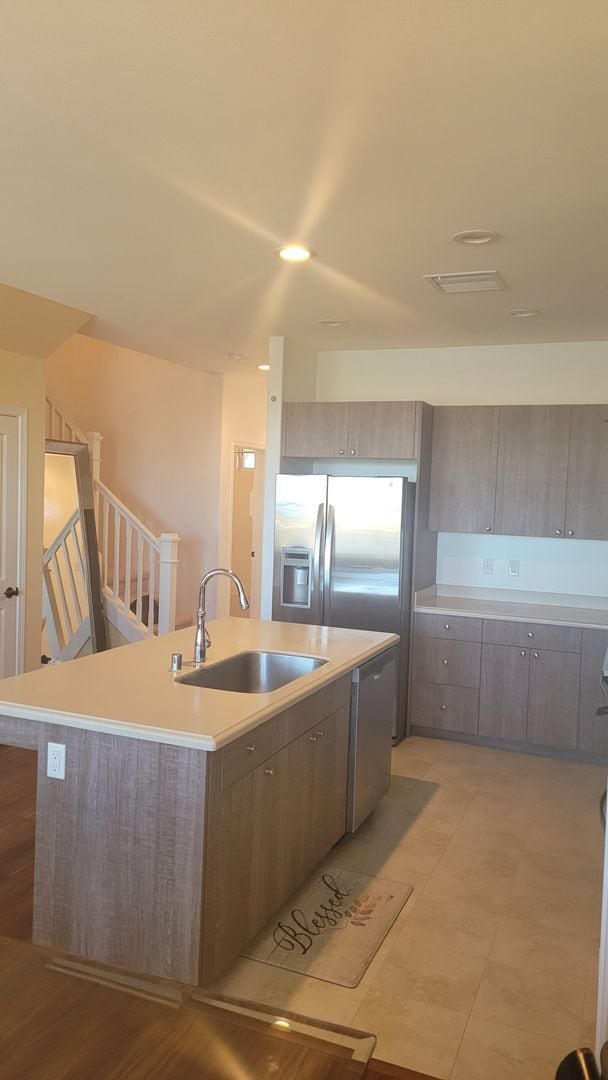 Photo - 1175-D Unidad #604