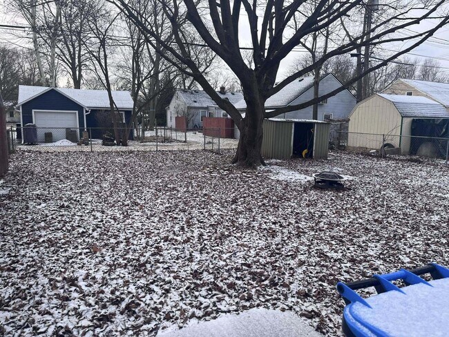 Photo - 704 Virginia Pl