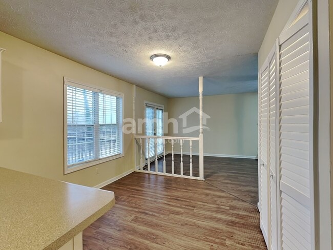 Photo - 445 Allens Landing Ct