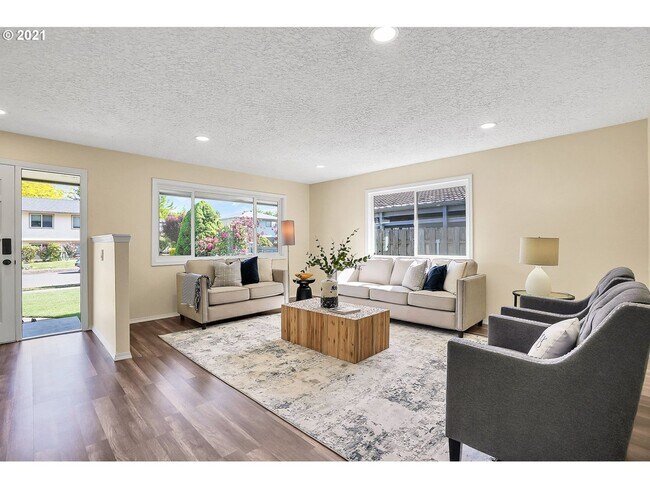 Photo - Beautiful 3-bdr/2-bath ranch in Argay Terrace—2 living areas, 2-car garage, & large, fenced yard!