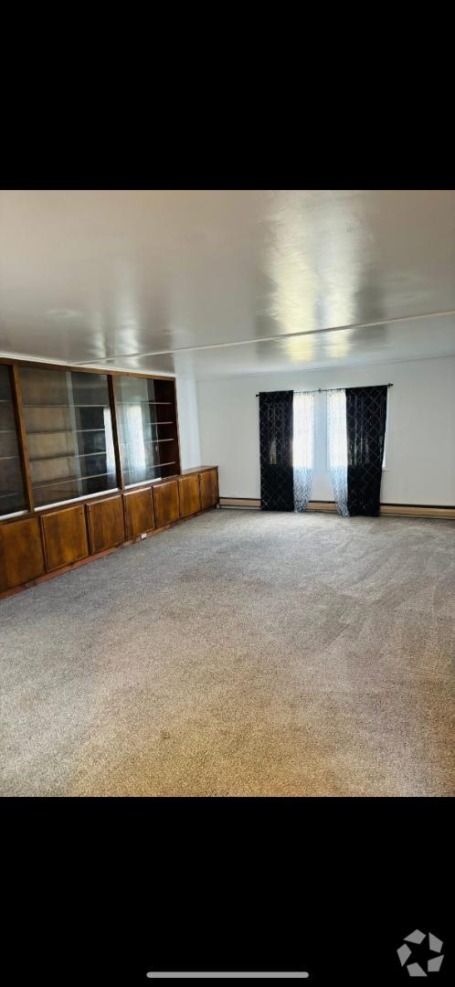 Building Photo - 315 Diamondville Ave Rental