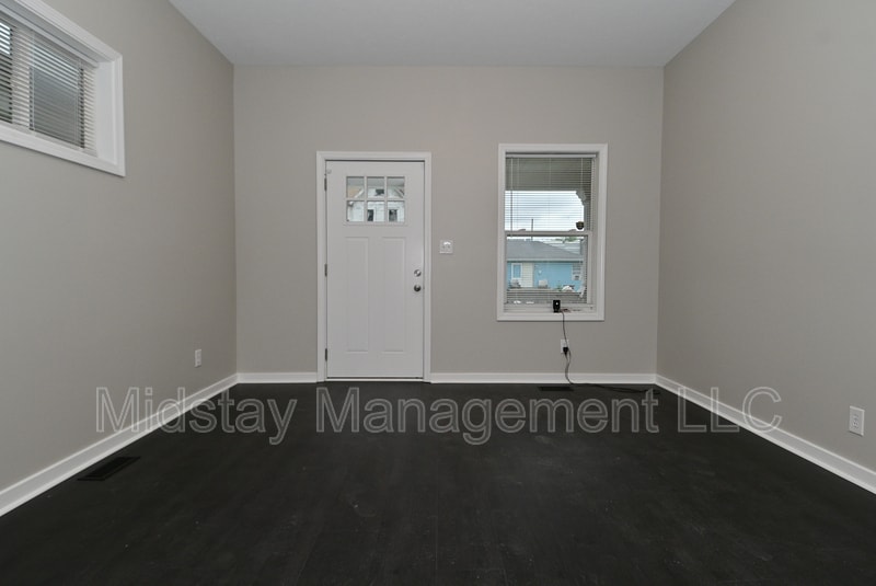 Photo - 320 N Keystone Avenue