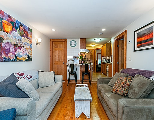 Building Photo - 41 Charles St Unit 4