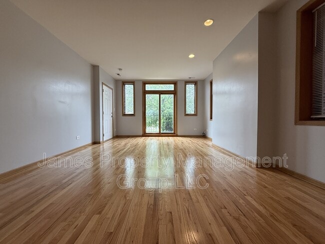 Photo - 3112 W Monroe St Unit 1